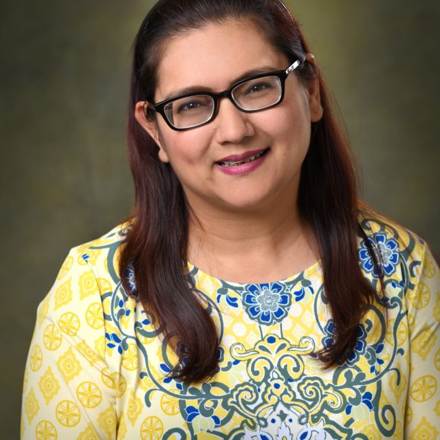 Dola Pathak headshot
